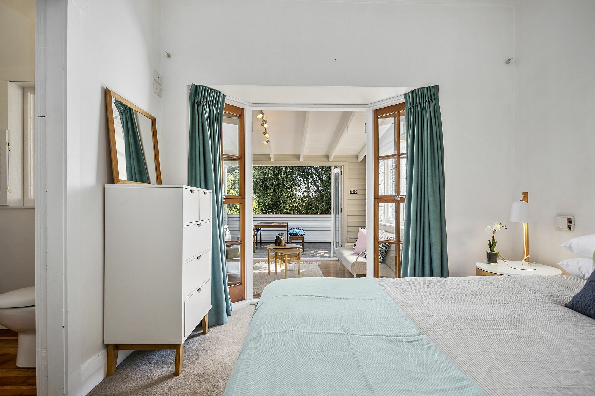 Apartamento Tranquil Getaway 5 Minutes From The Cbd Auckland Exterior foto